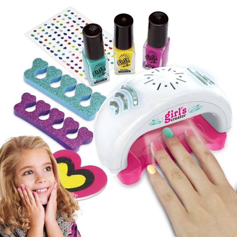 Girls’ Nail Art Studio – Creative Beauty Playset