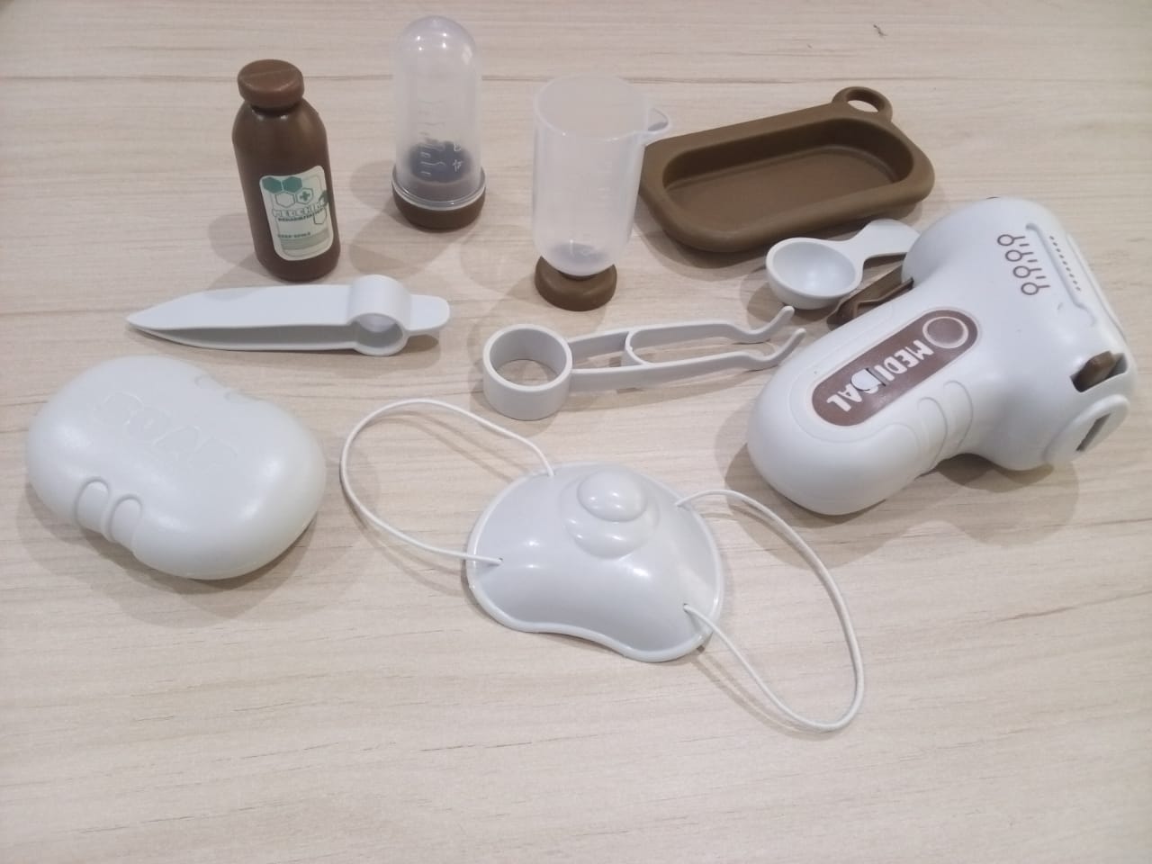 Clinic medical equipment