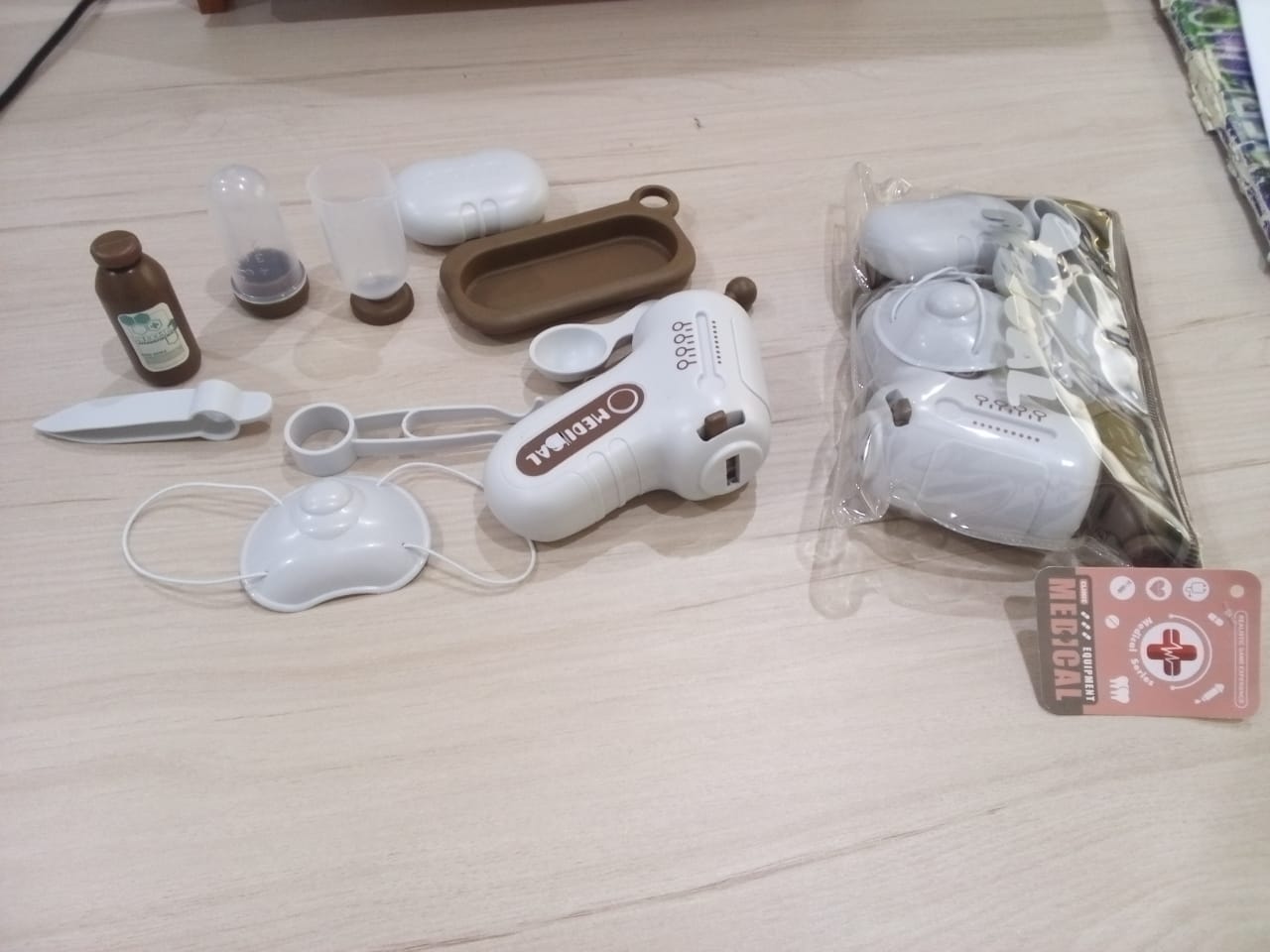 Clinic medical equipment